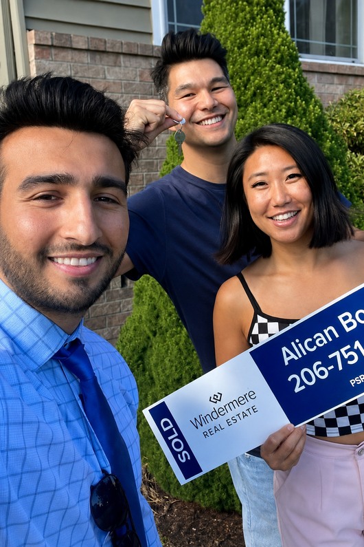 Alican Bodur with the Seattle buyers after closing.